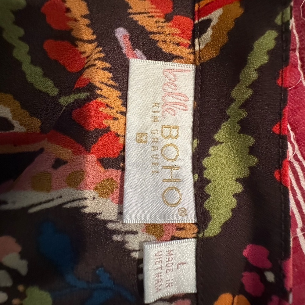 Floral Paisley V-Neck Tunic Top - Picture 6 of 11